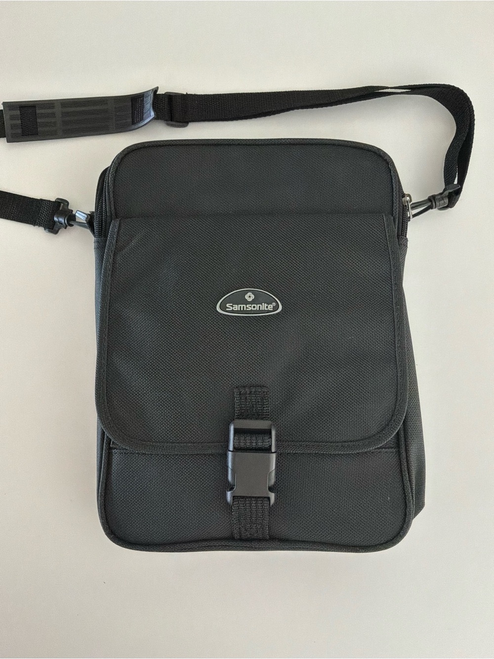 Samsonite Black Men's Crossbody Messenger Bag and weekend Duffel Bag